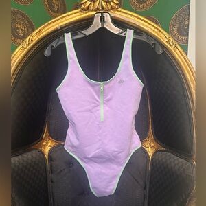 ALO Yoga Purple and Green Activewear Top, Size XS